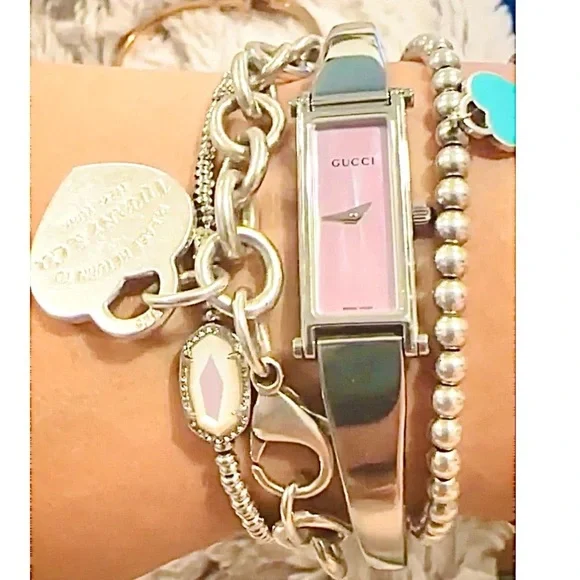 🎀Gucci watch pink🩷gucci watch silver gucci watch slim vintage bracelet watch - Picture 1 of 16